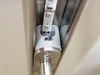 Montagedetail - LED-Streifen durch den Adapter gezogen