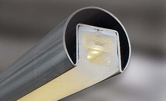 LED Profil aus Silikon in Edelstahl Nutrohr montiert
