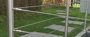 Edelstahl Drahtseil Befestigung - Beispiel Seilbefestigung an Edelstahlgeländer