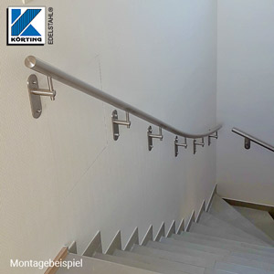 Handlaufhalter aus Edelstahl mit langem Wandblech - Montagebeispiel gewalzter Handlauf Handlaufhalter aus Edelstahl mit langem Wandblech - Montagebeispiel gewalzter Handlauf